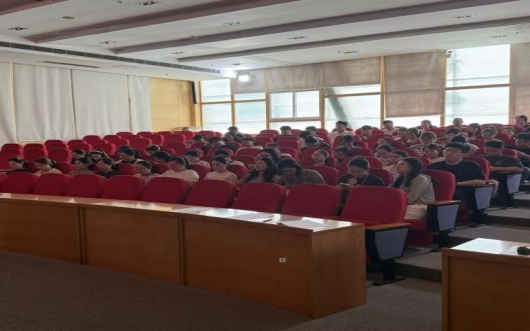 聚力赋能启新篇   砥砺奋进育新人  ——我校开展2026年新学年班主任培训